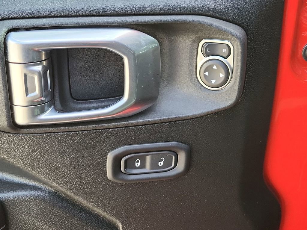 2022 Jeep Gladiator Willys photo 20