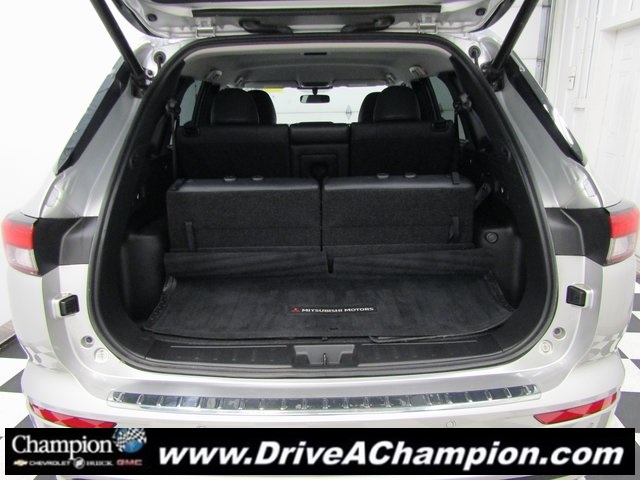2022 Mitsubishi Outlander Black Edition LE SEL GT photo 12