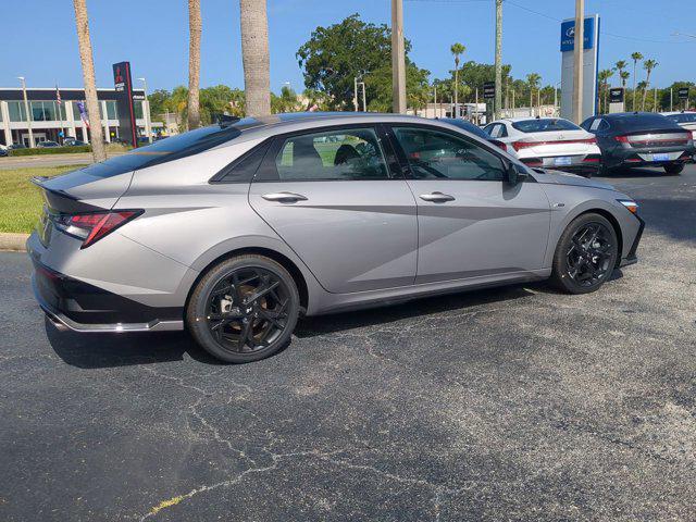 2025 Hyundai Elantra N Line photo 3