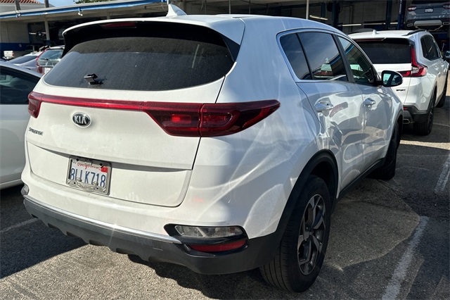 2020 Kia Sportage LX photo 3