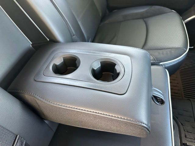 2026 Ram 3500 Laramie photo 32