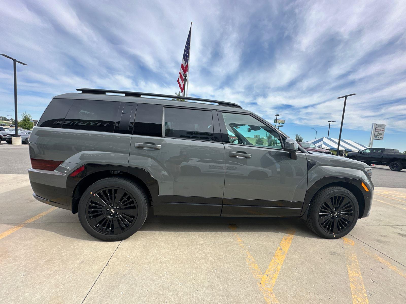 2026 Hyundai Santa Fe Calligraphy photo 3