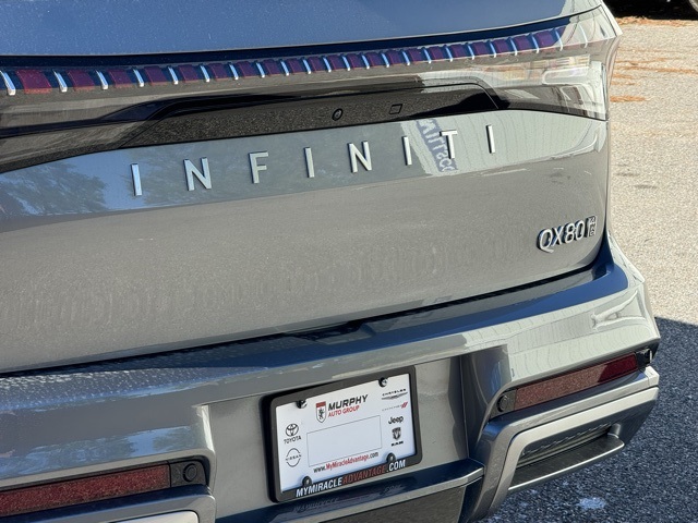 2025 Infiniti QX80 Sensory photo 5