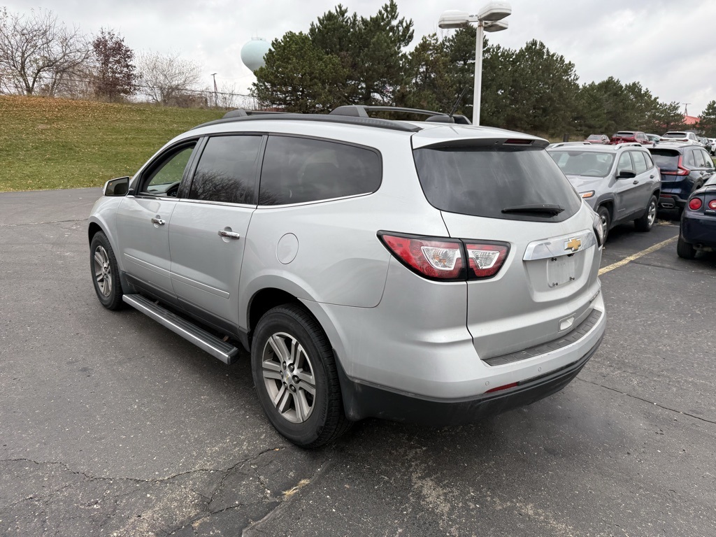 Used 2016 Chevrolet Traverse 2LT with VIN 1GNKRHKD1GJ173213 for sale in Brighton, MI