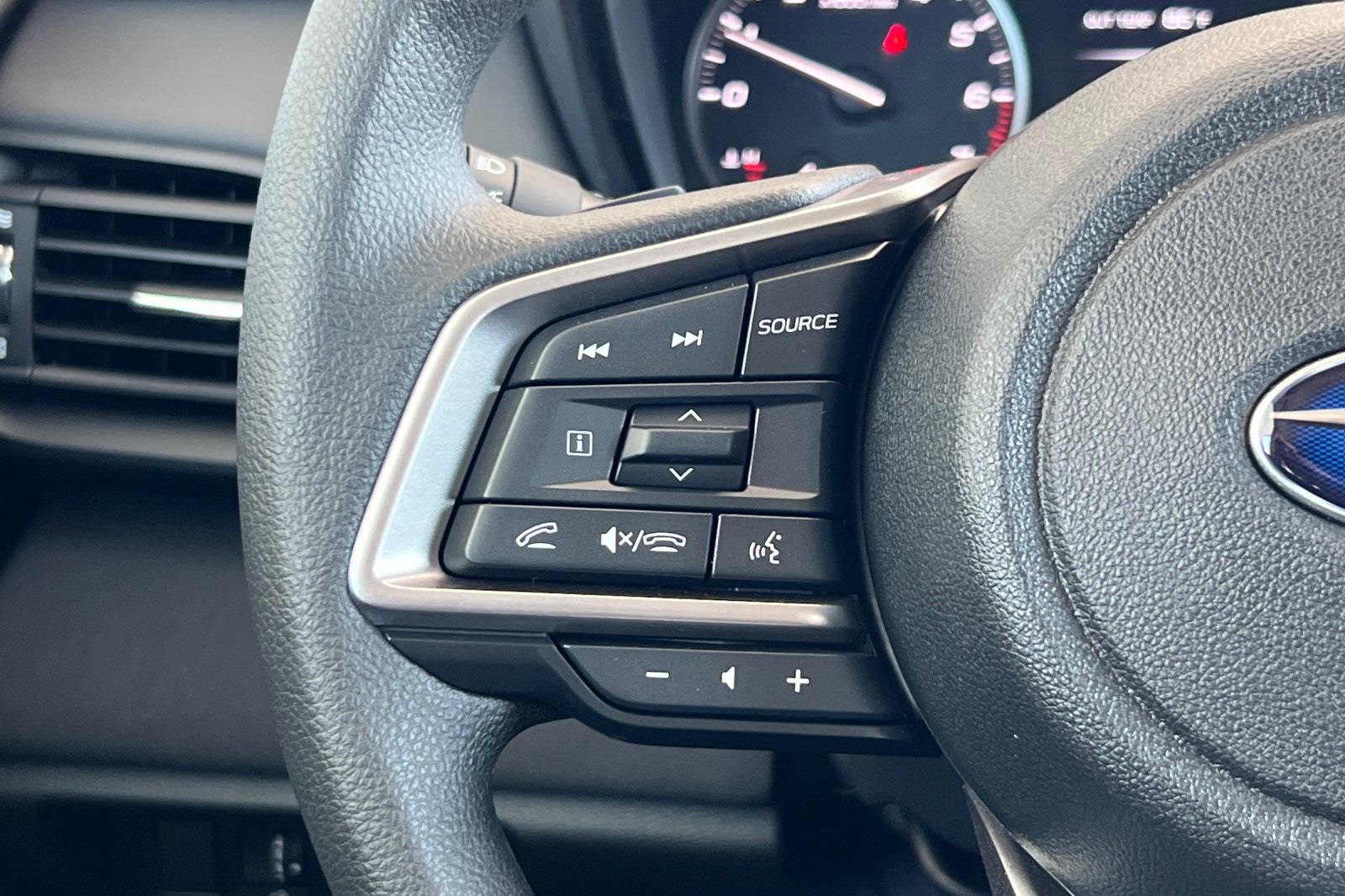 2025 Subaru Outback Base photo 49