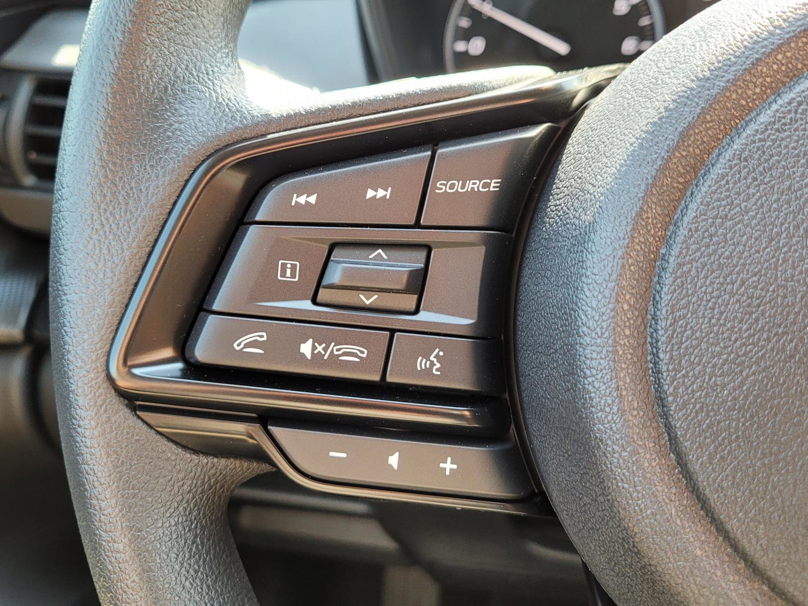 2025 Subaru Crosstrek Premium photo 7