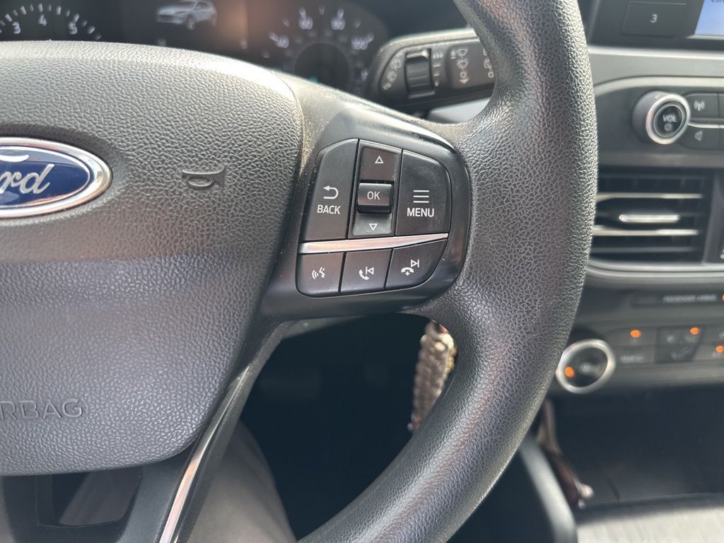 2020 Ford Escape S photo 21