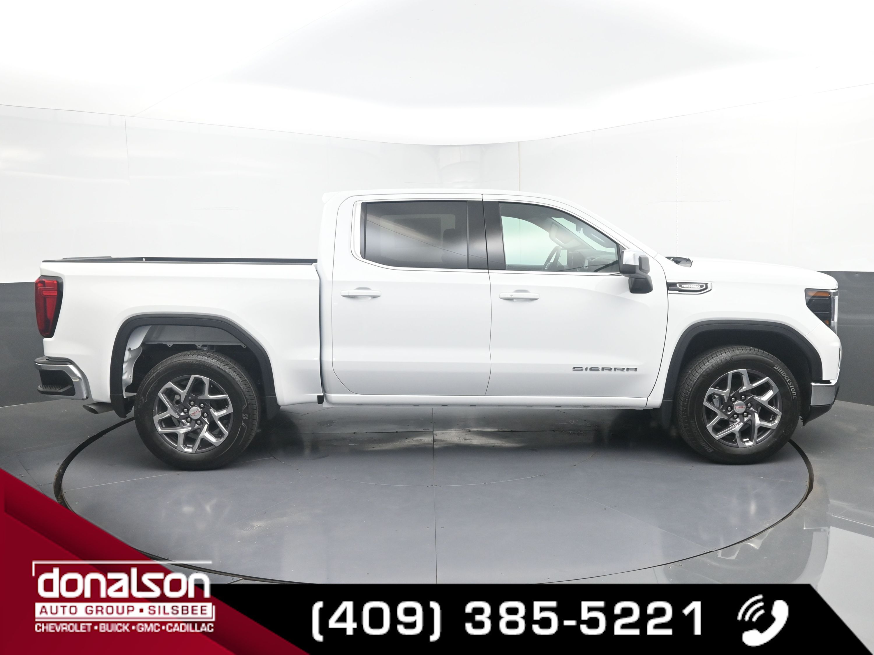 2025 Gmc Sierra SLE photo 2