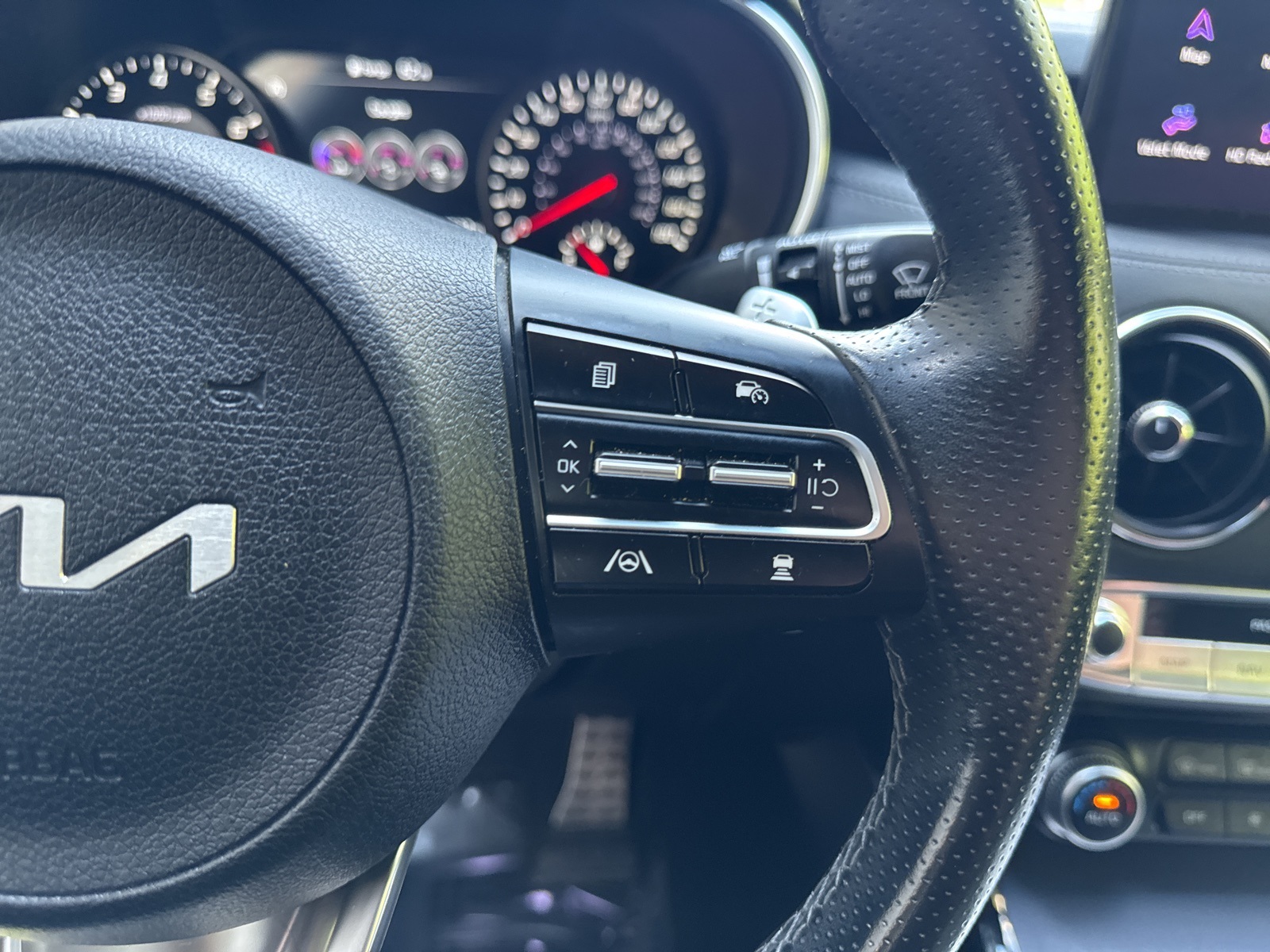 2023 Kia Stinger GT2 photo 34