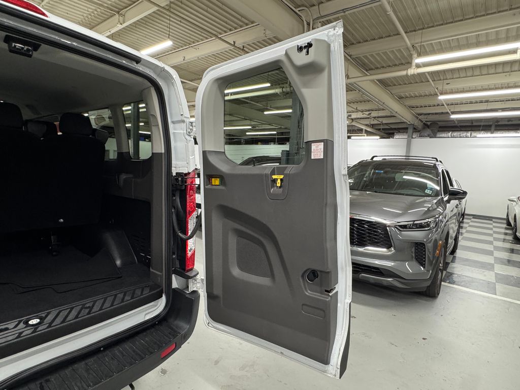 2021 Ford Transit photo 26