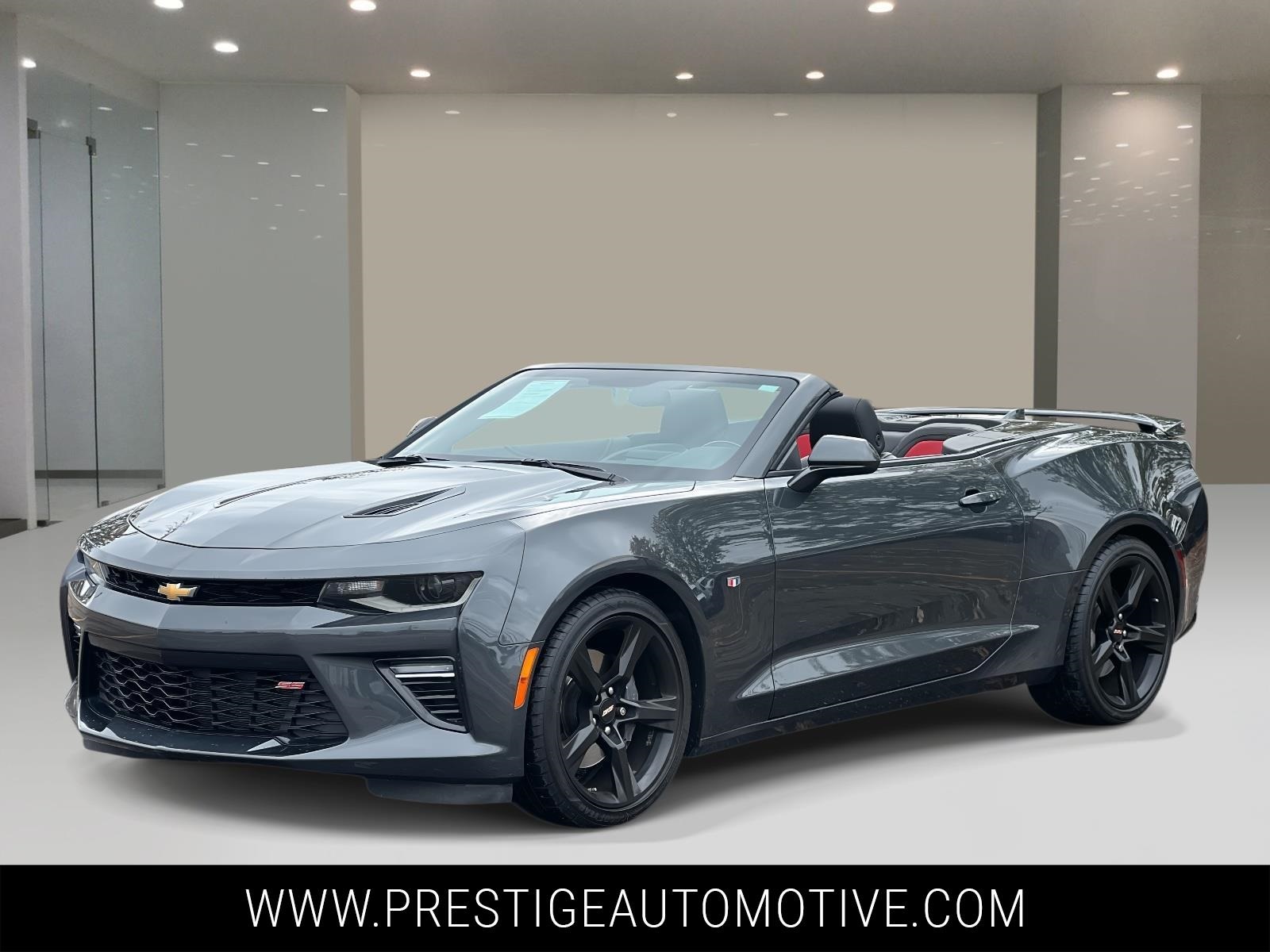 2017 Chevrolet Camaro 2SS photo 2