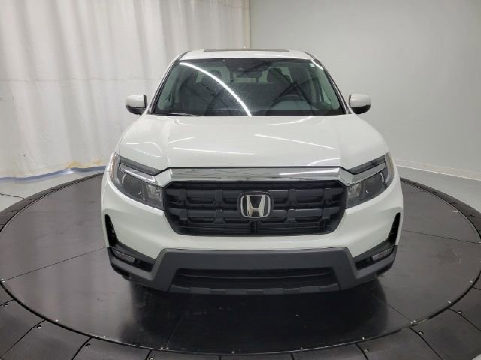 2025 Honda Ridgeline RTL photo 2