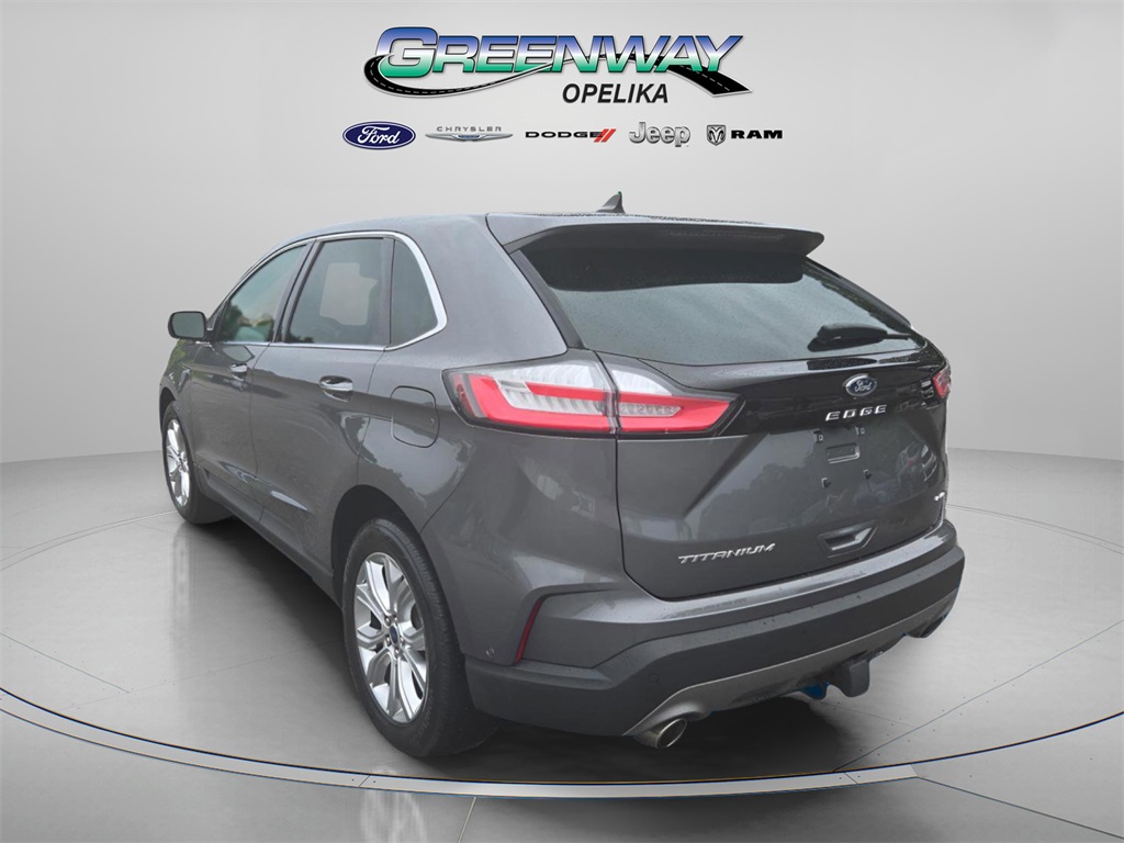 2021 Ford Edge Titanium photo 5