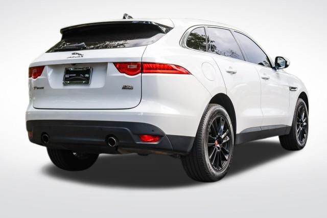 2020 Jaguar F-PACE Prestige photo 4