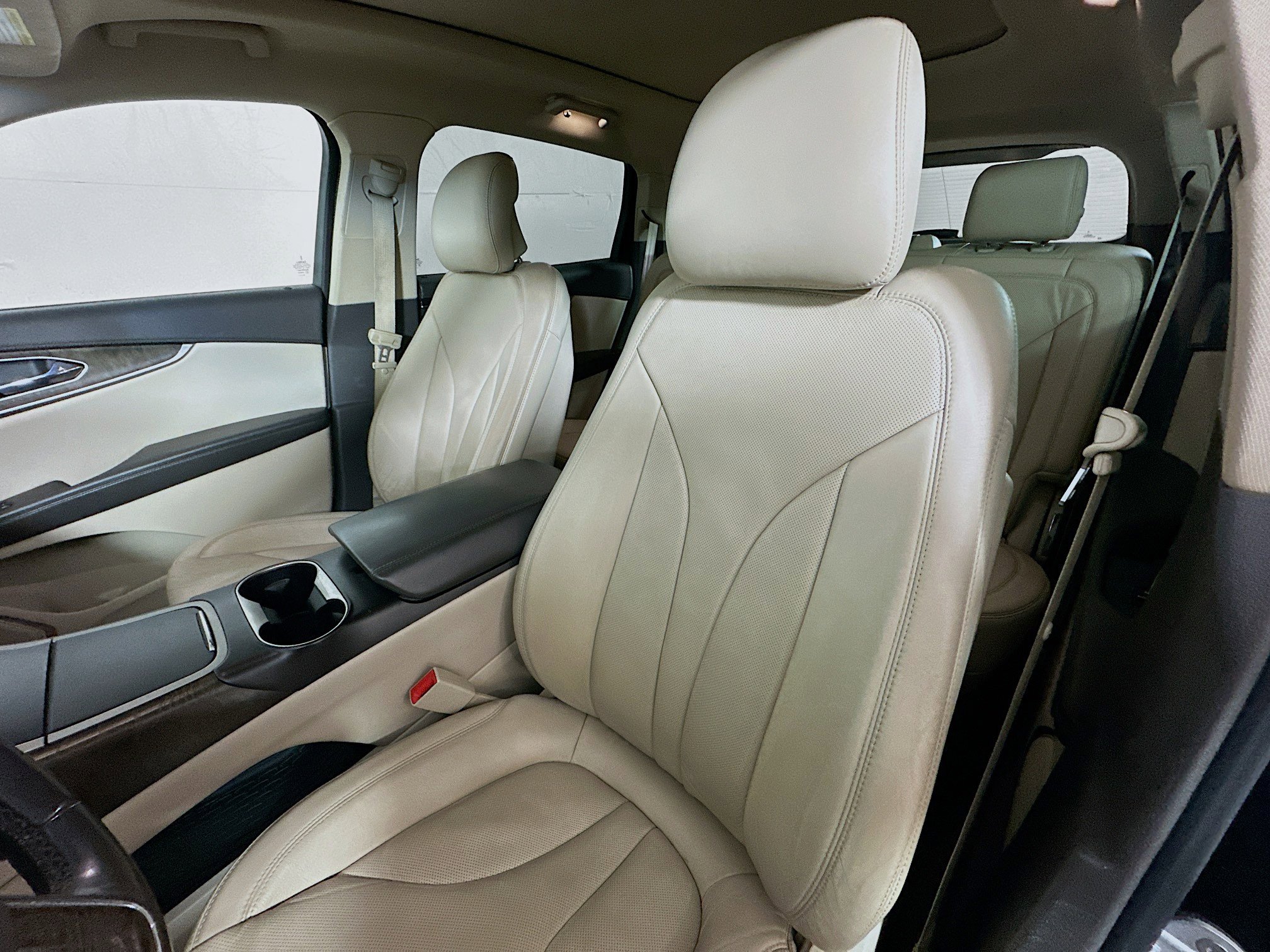 2016 Lincoln MKX Reserve photo 19