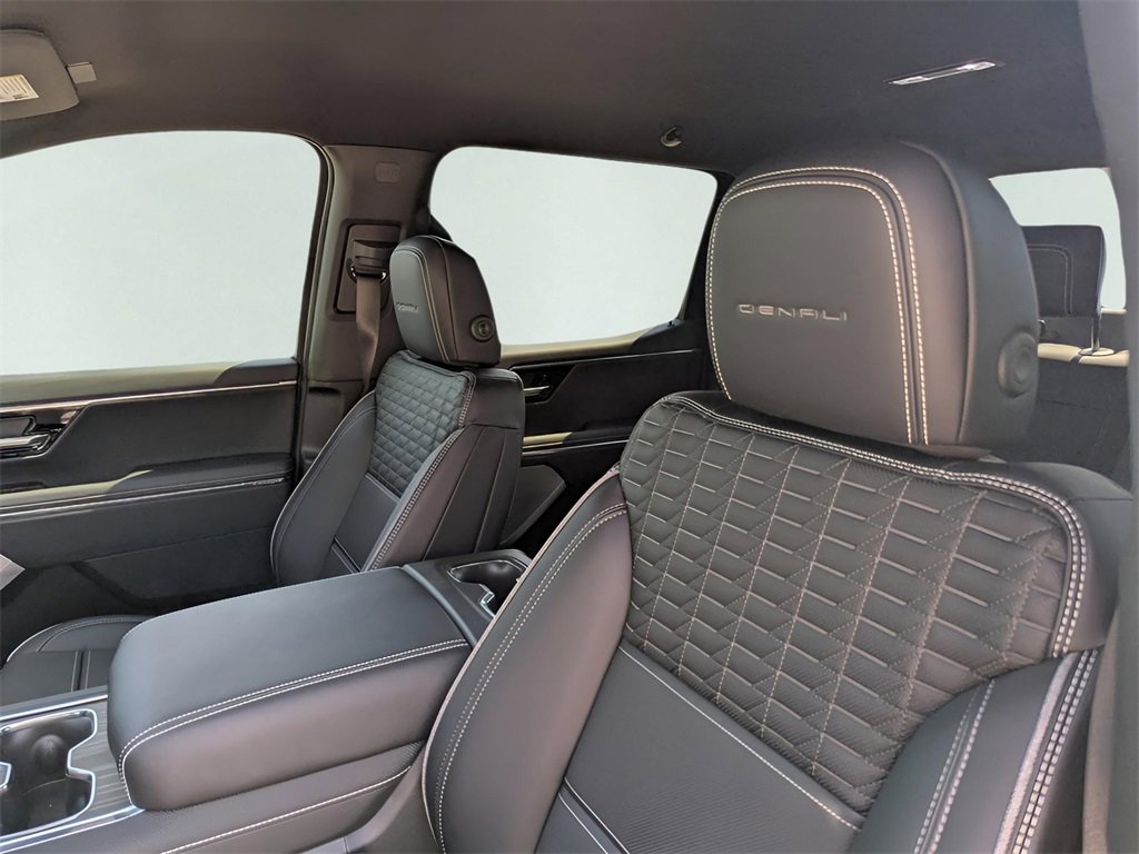 2026 Gmc Sierra Denali photo 8