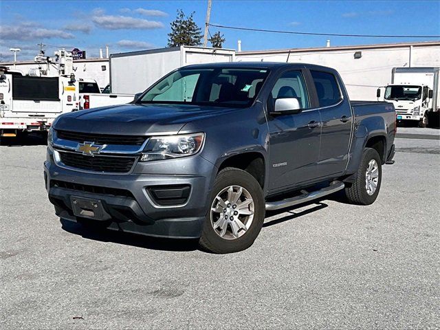 2018 Chevrolet Colorado LT photo 2