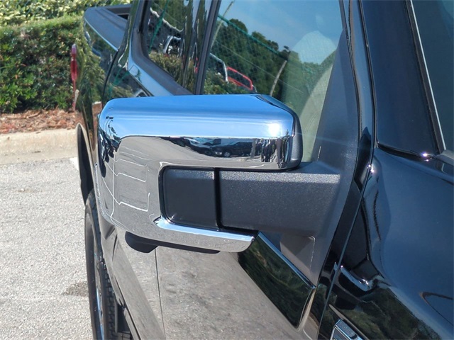 2025 Ford F-150 XLT photo 12