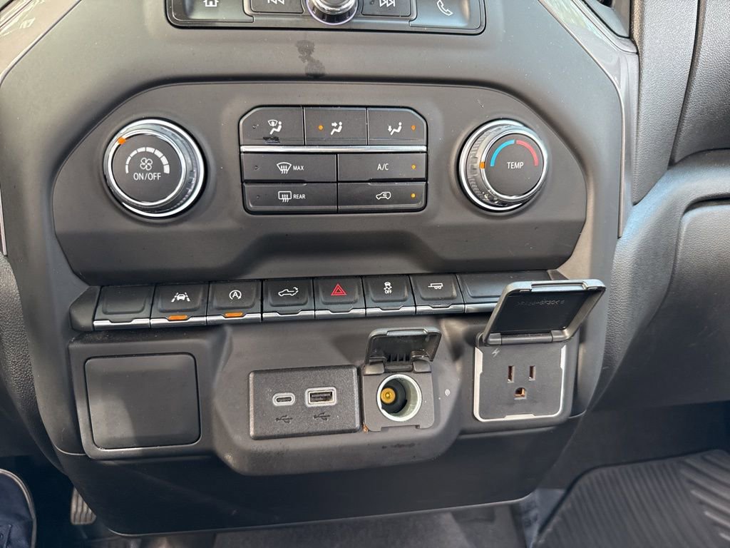 2023 Chevrolet Silverado 1500 Custom photo 29
