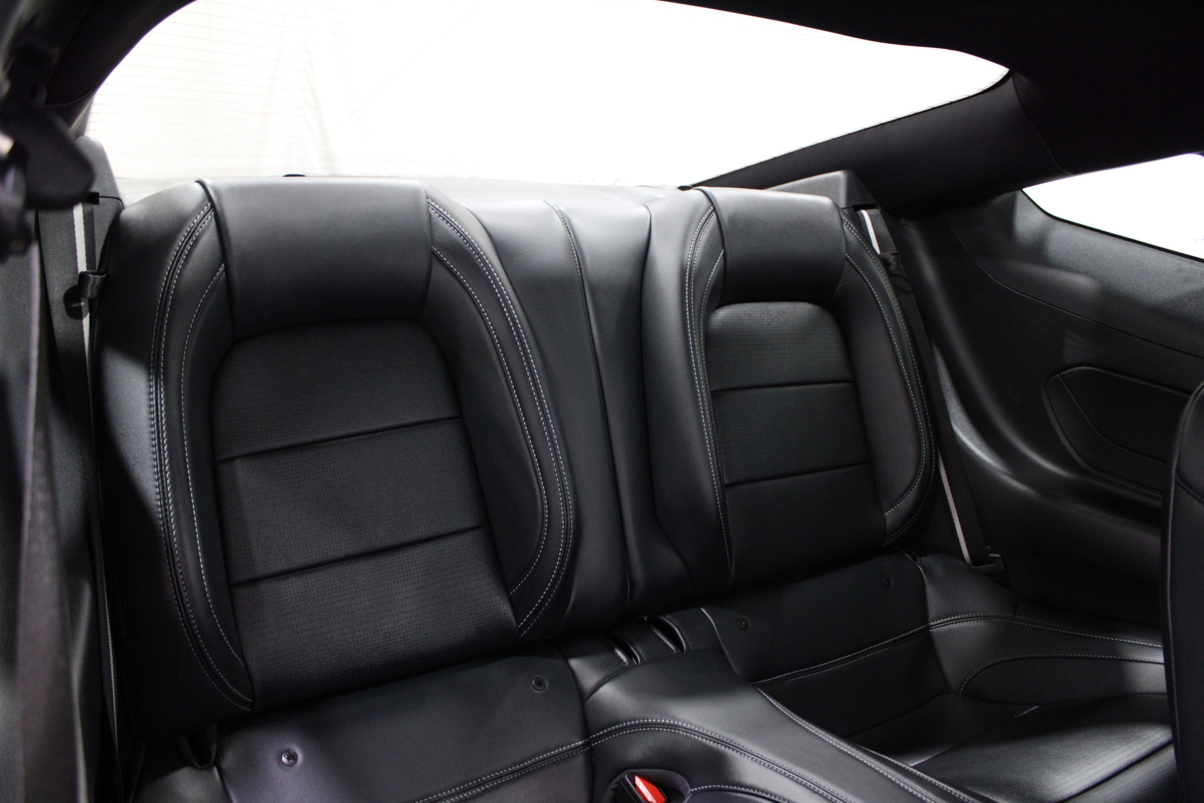 2025 Ford Mustang GT Premium photo 19