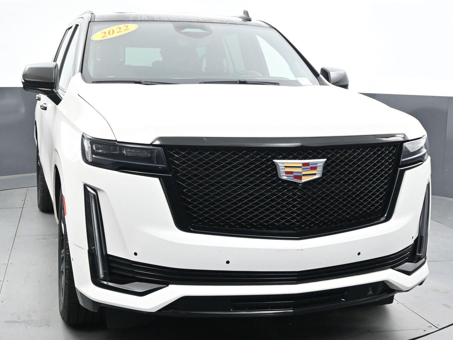 2022 Cadillac Escalade Sport Platinum photo 2