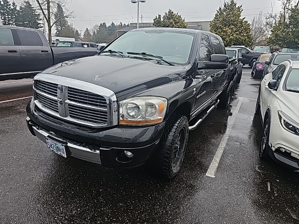 2006 Dodge Ram Laramie photo 2