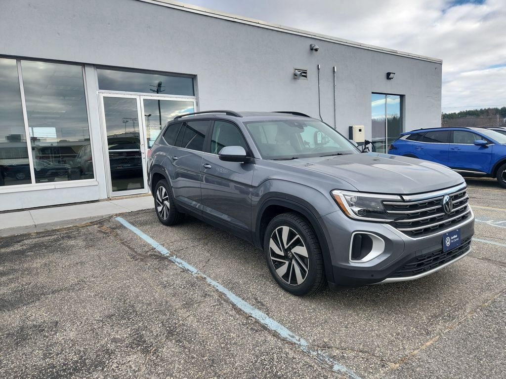 2024 Volkswagen Atlas SE w/Tech's photo