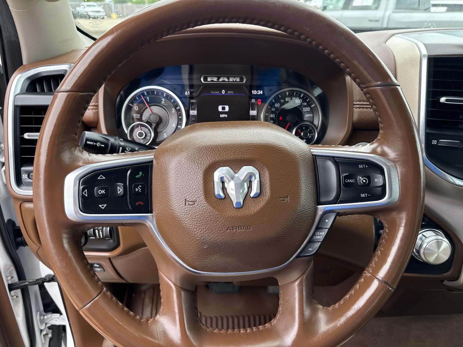 2022 Ram 1500 Laramie photo 19