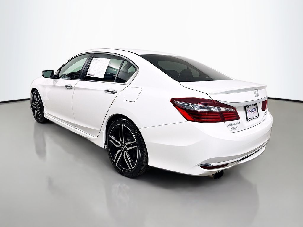 2017 Honda Accord Sport SE photo 4