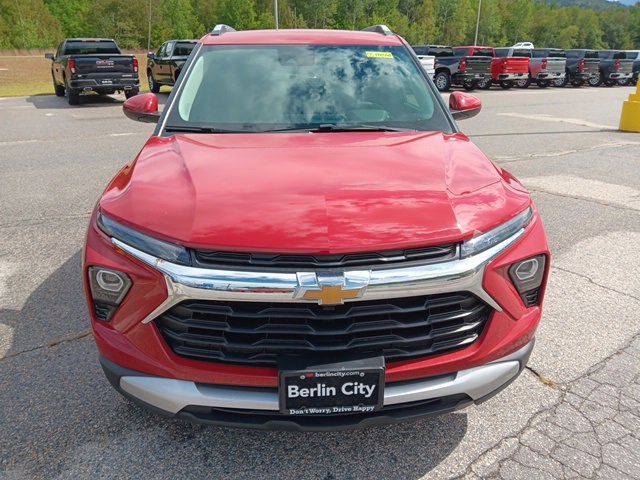2026 Chevrolet Trailblazer LT photo 2