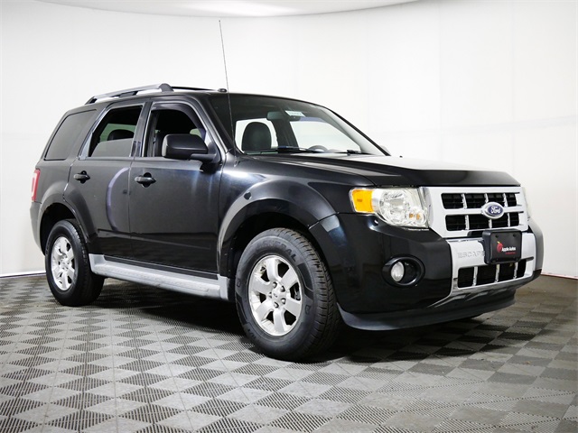 Used 2011 Ford Escape Limited with VIN 1FMCU9EG2BKB69158 for sale in Apple Valley, Minnesota