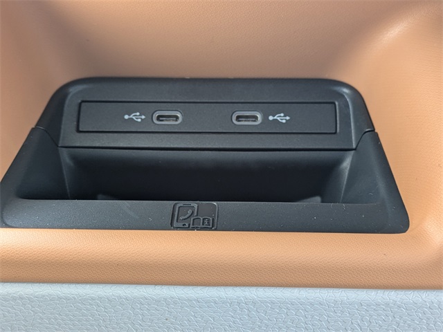 2025 Volkswagen ID. Buzz photo 22