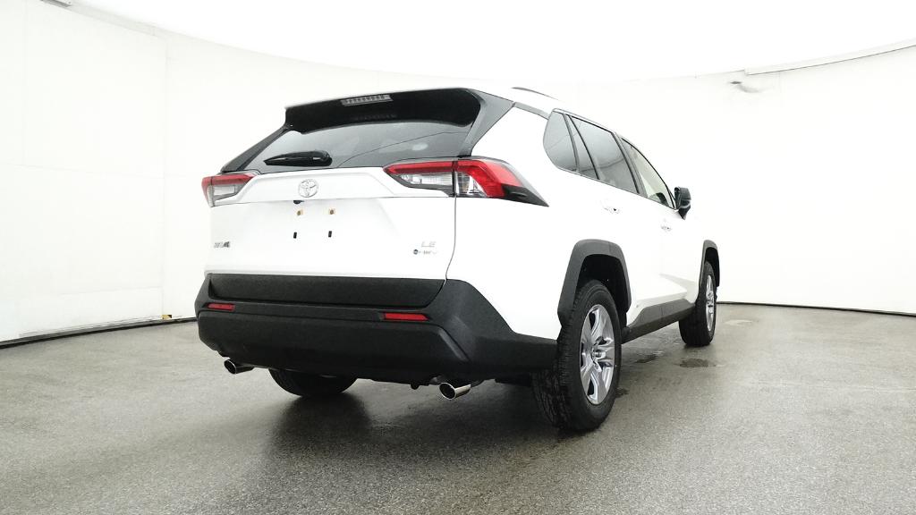 2025 Toyota RAV4 Hybrid LE photo 19