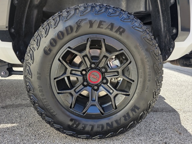 2025 Toyota Tacoma TRD Pro 4x4 photo 21