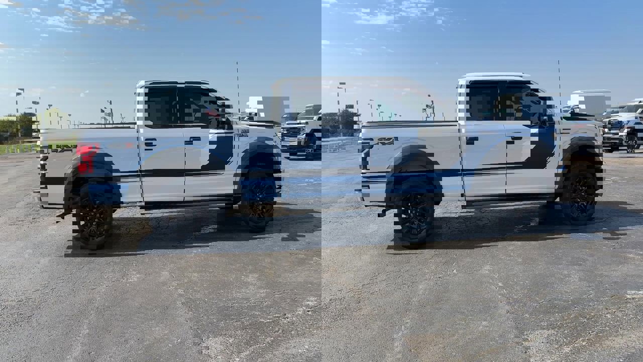 2016 Ford F-150 XLT photo 9