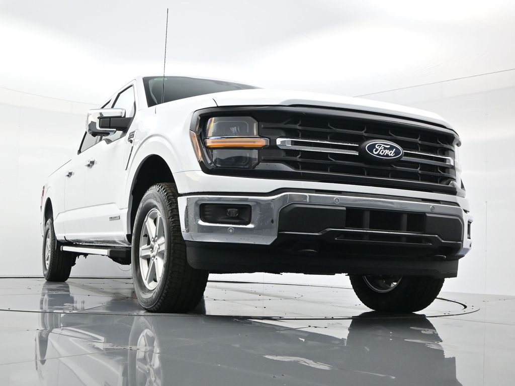 2025 Ford F-150 XLT photo 40
