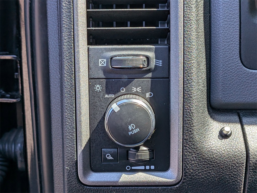 2015 Ram 1500 Express photo 13