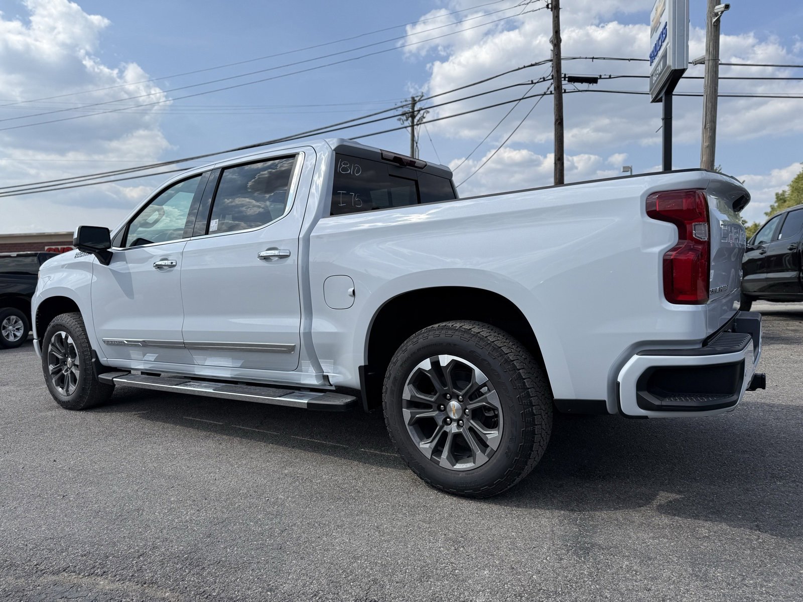 2026 Chevrolet Silverado 1500 High Country photo 4