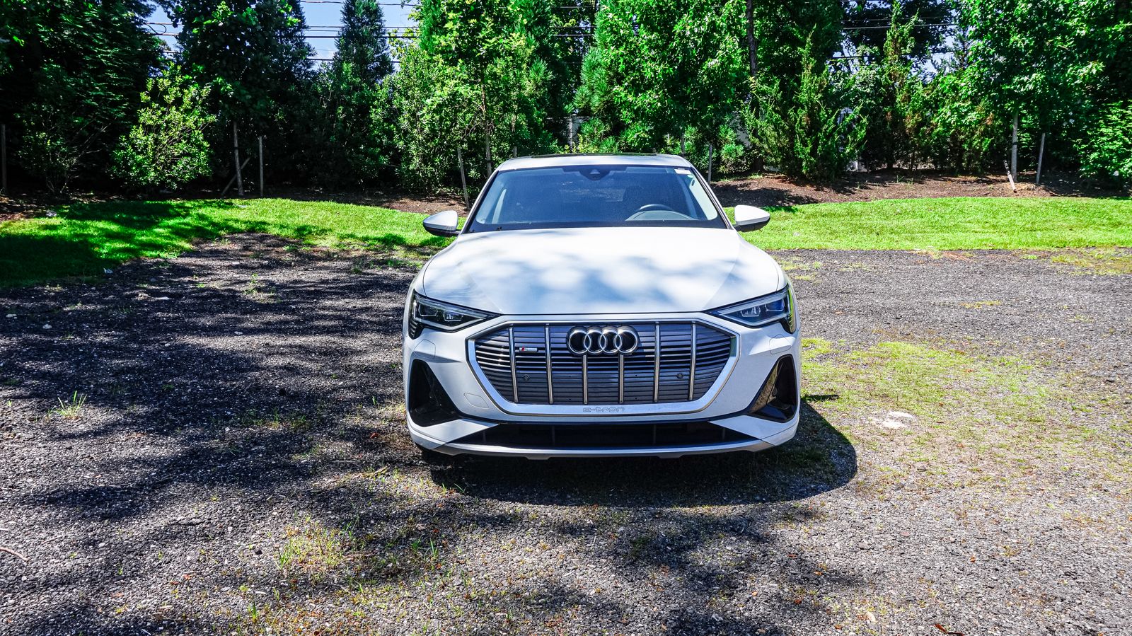 Used 2022 Audi e-tron Sportback Premium with VIN WA11AAGE6NB026374 for sale in Commack, NY