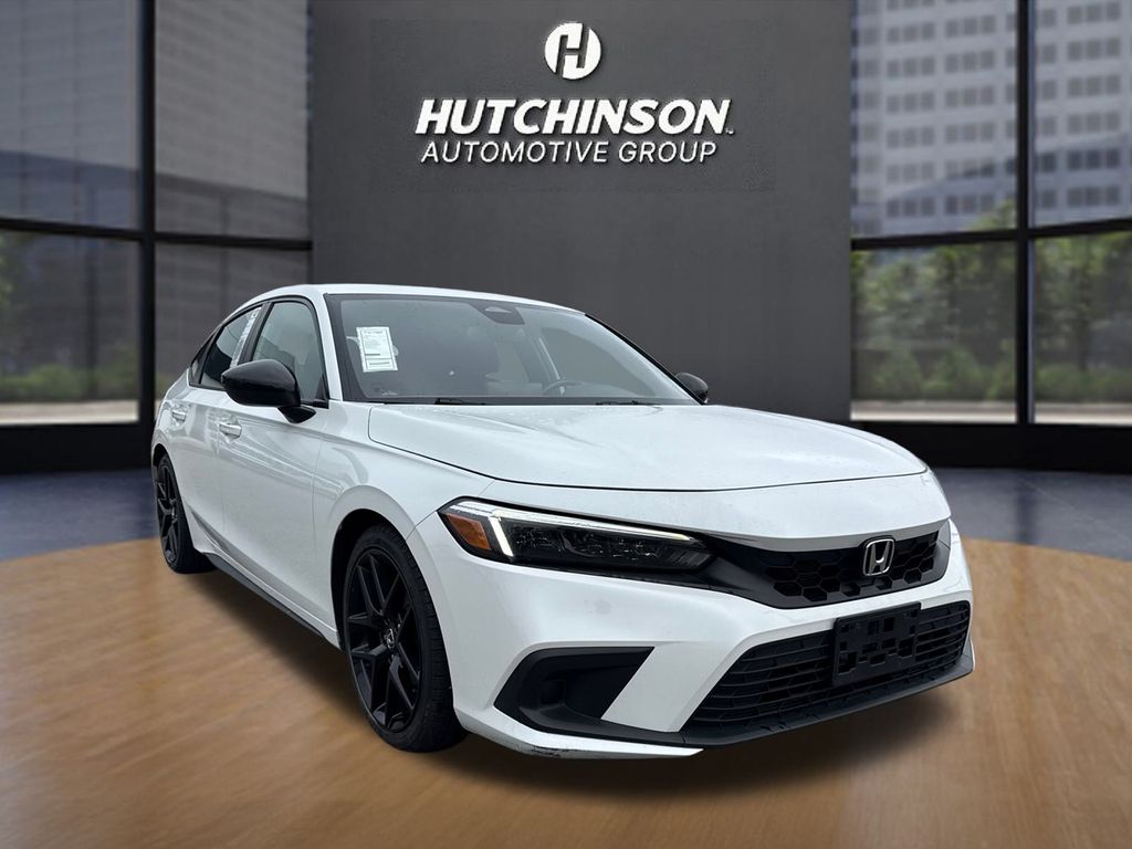 2024 Honda Civic Hatchback Sport's photo