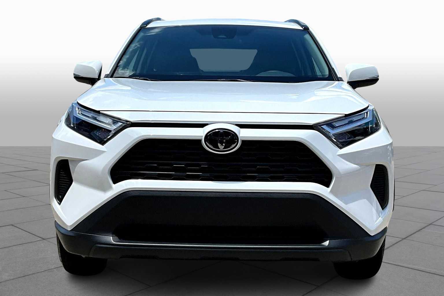 Used 2024 Toyota RAV4 XLE with VIN 2T3W1RFV6RC287661 for sale in Northfield, Minnesota