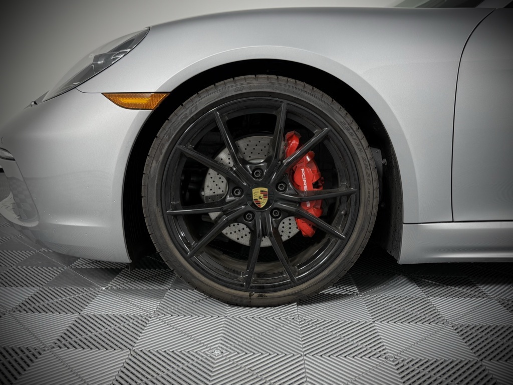 2024 Porsche Boxster S photo 13