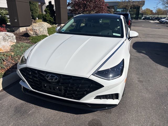 2023 Hyundai Sonata Limited photo 4