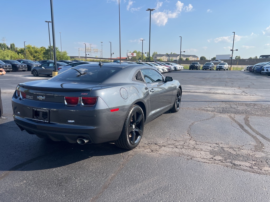 2011 Chevrolet Camaro 2SS photo 3