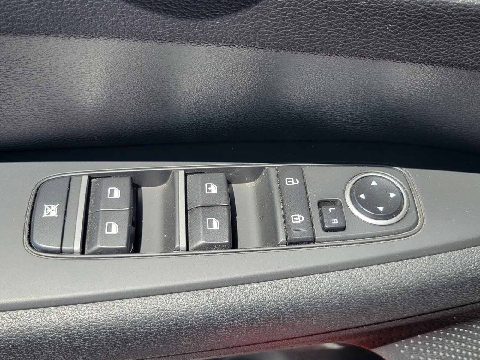 2023 Kia Forte LXS photo 24