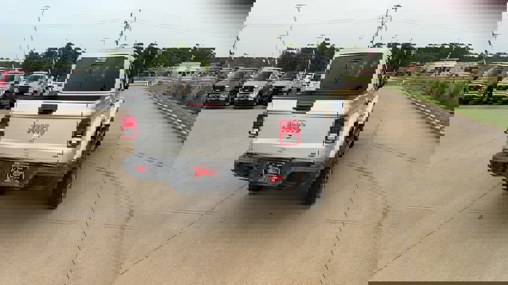 2023 Jeep Gladiator Overland photo 7