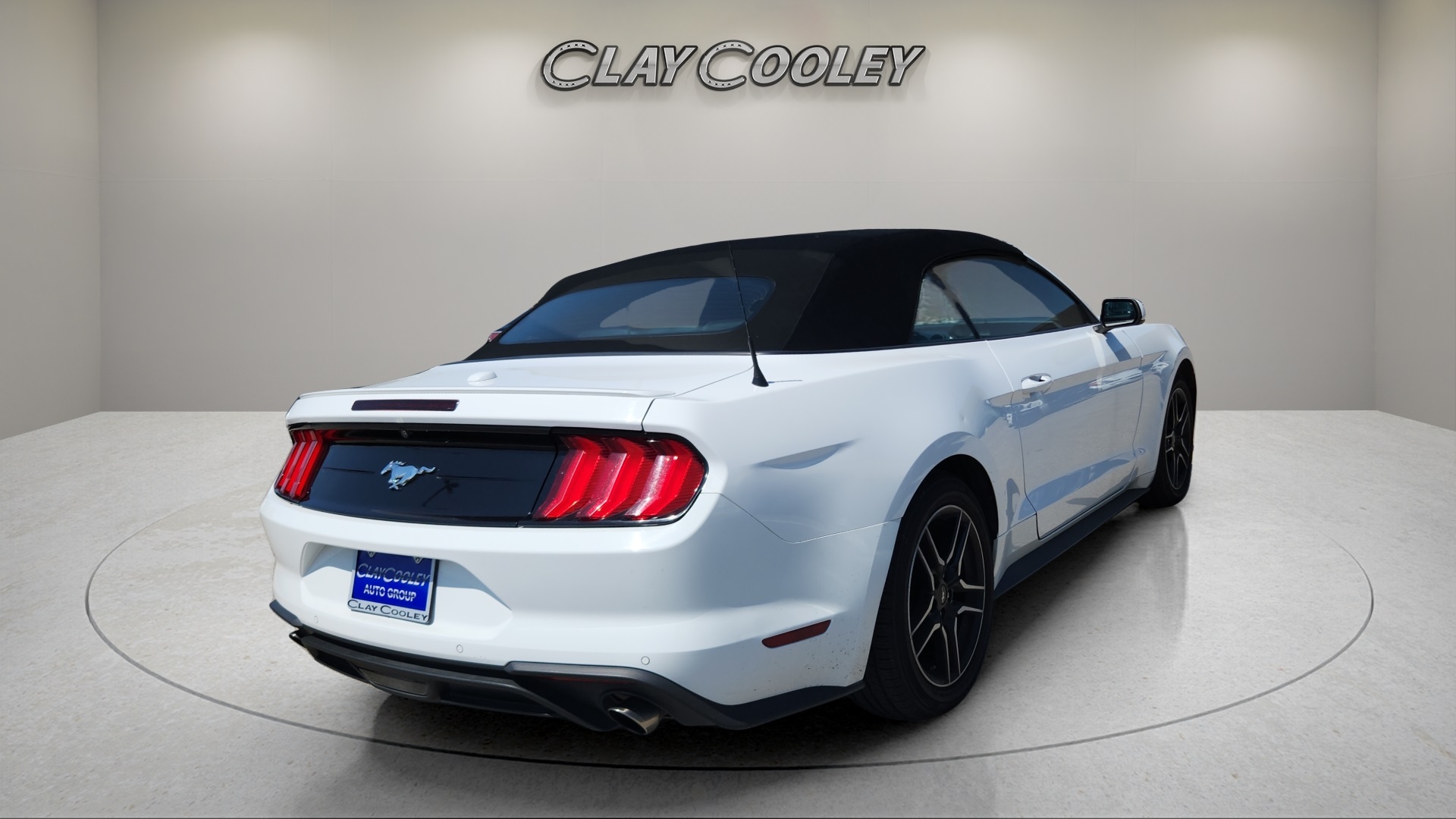 2023 Ford Mustang EcoBoost Premium photo 3