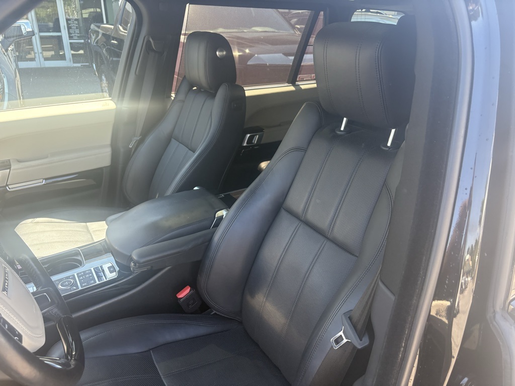2017 Land Rover Range Rover Supercharged LWB photo 7