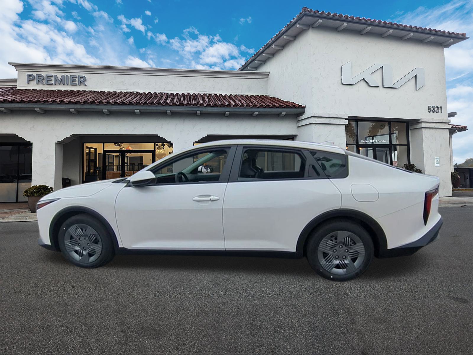 2025 Kia K4 LX photo 4