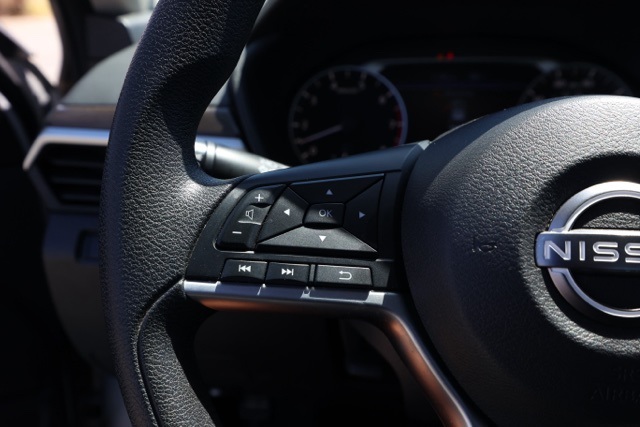 2023 Nissan Altima 2.5 SV photo 23